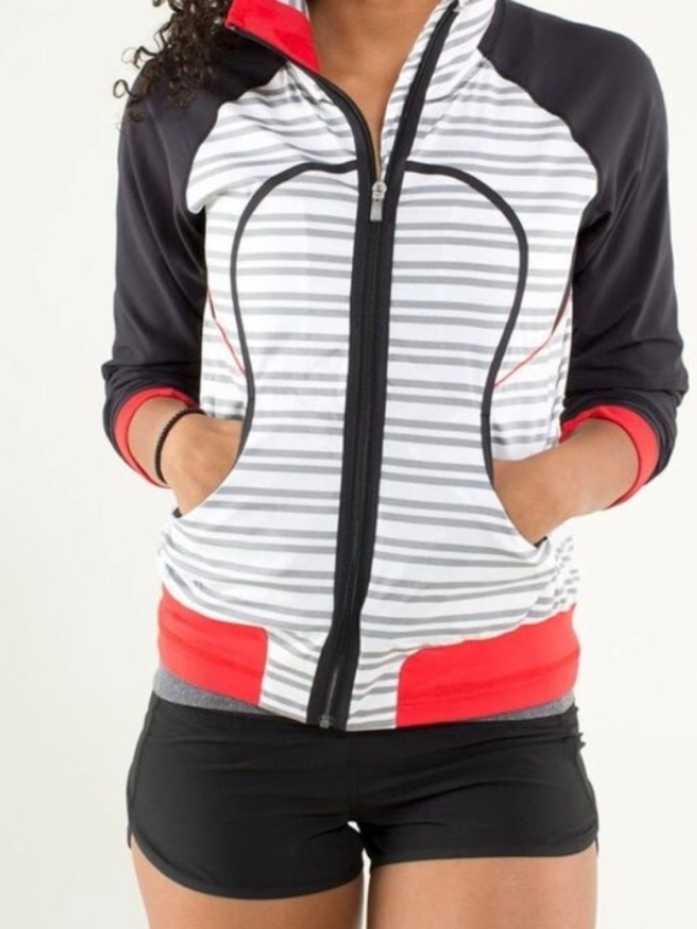 Lululemon Run Track Attack Stripe Full Zip Jacket 12 Long Sleeve hike  Pilates